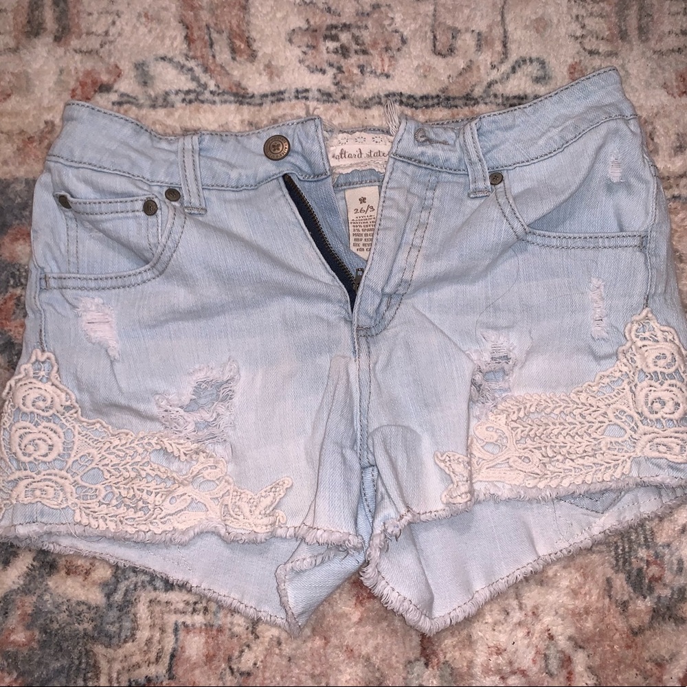 Altard State Detailed Denim Shorts